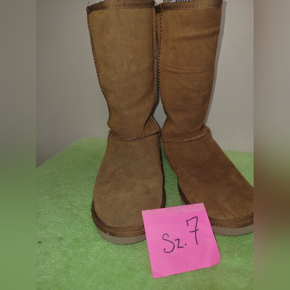 UGG Koolaburra boots